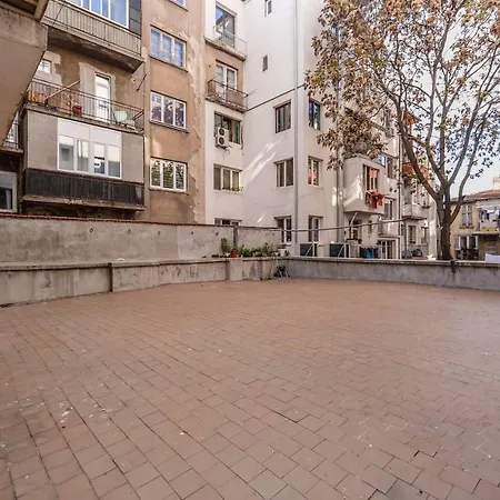 Apartment La La Land - Top Central 2-bdr Serdika *