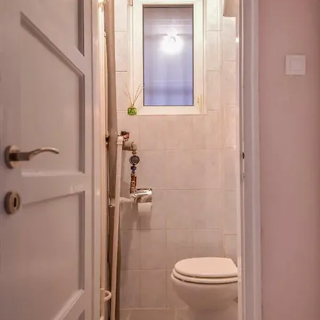 La La Land - Top Central 2-bdr Serdika Apartment